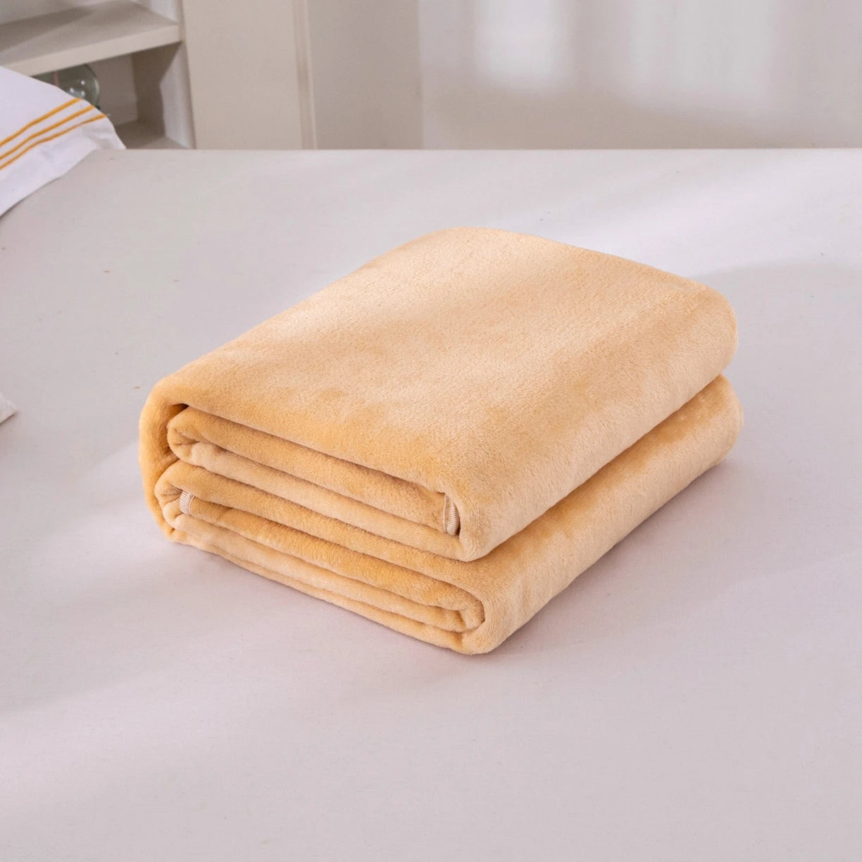 250GSM Black Flannel Blanket Soft Plush Fleece Throw Warm Cozy Bed Cover for Sofa Bedroom All Season Blanket Queen King Size