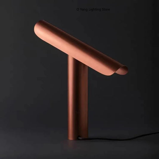 Designer LED Bulb Desk Lamp for Hotel Room Modern Home Decor Colorful Iron Modern Minimalist Bedroom Bedside Decorative Light