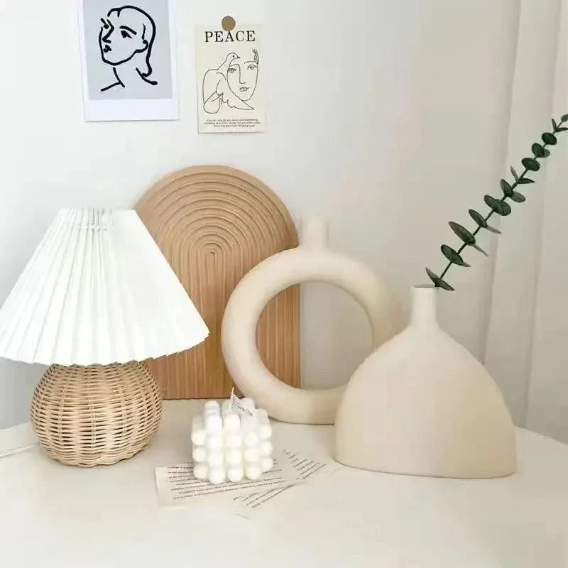 Modern Simple Ceramic Art Vase Dried Flowers Flower Arrangement Ornament Bedroom Desktop Home Decor Photography Background Decor