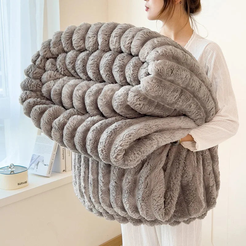 New Artificial Rabbit Plush Spring Blanket Warmth Comfortable Sofa Blankets Thickened Warm Multi-functional Throw Blanket Autumn