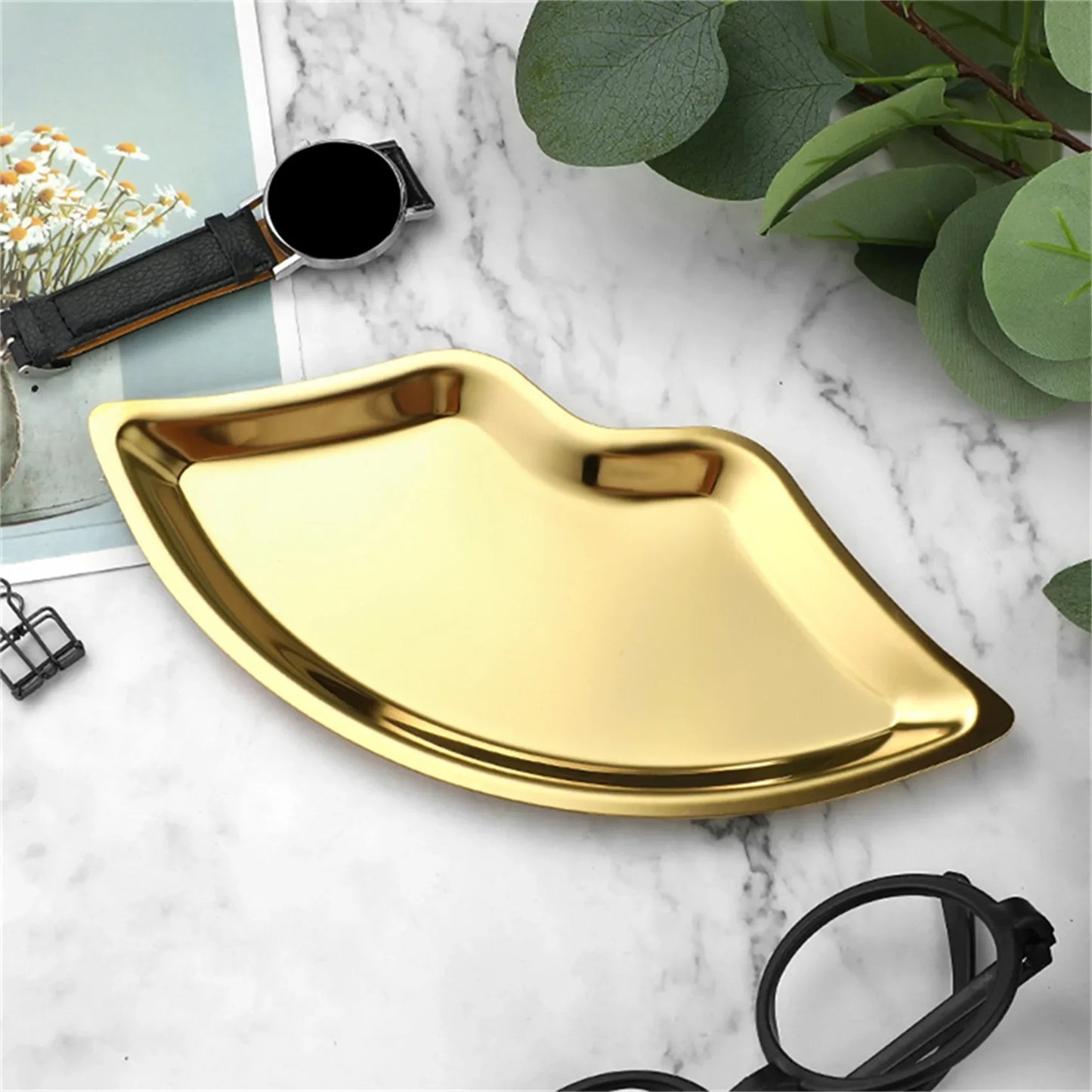 Korean Style 1PC Stainless Steel Lip Shaped Jewelry Storage Tray Home Cosmetics Metal Necklace Earrings Tray Kitchen Organizer